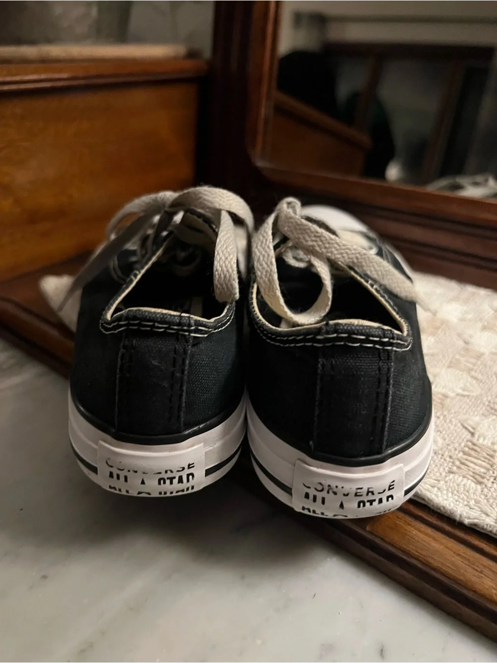CONVERSE Classic Low Top Casual Streetwear Sneakers Black White Boy's Size 2